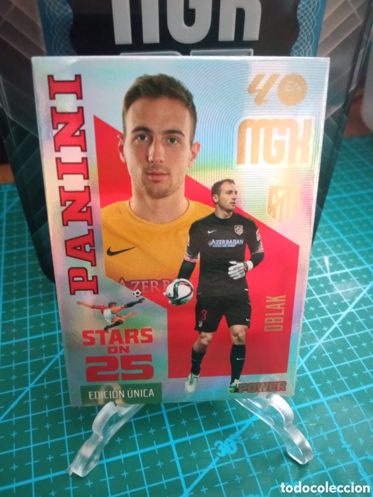 Cromos de f&uacute;tbol: Oblak Atl&eacute;tico de Madrid Stars on 25 Power Panini Megacracks 26/27 447P