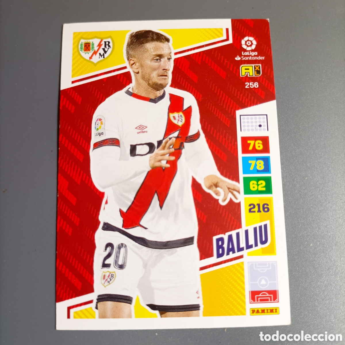 Cartes &agrave; collectionner de Football: ADRENALYN LIGA 2022-2023 (RAYO) №256 BALLIU