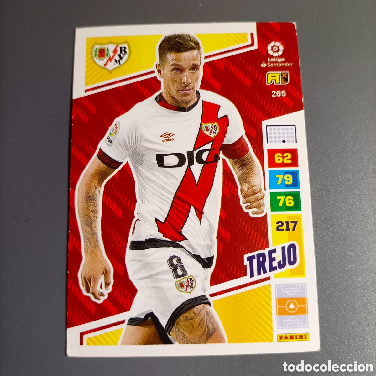 Cartes &agrave; collectionner de Football: ADRENALYN LIGA 2022-2023 (RAYO) №265 TREJO