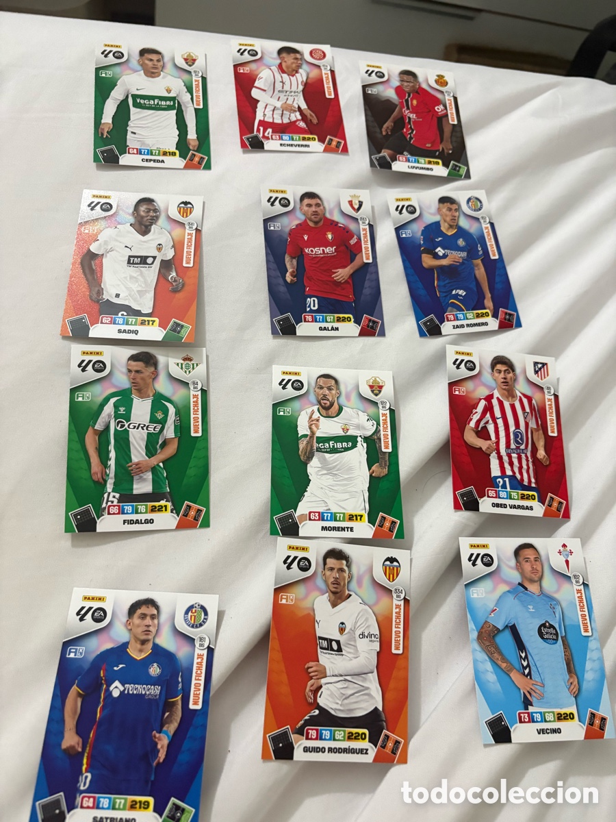 Cromos de f&uacute;tbol: Nuevos fichajes adrenalyn 2025-2026