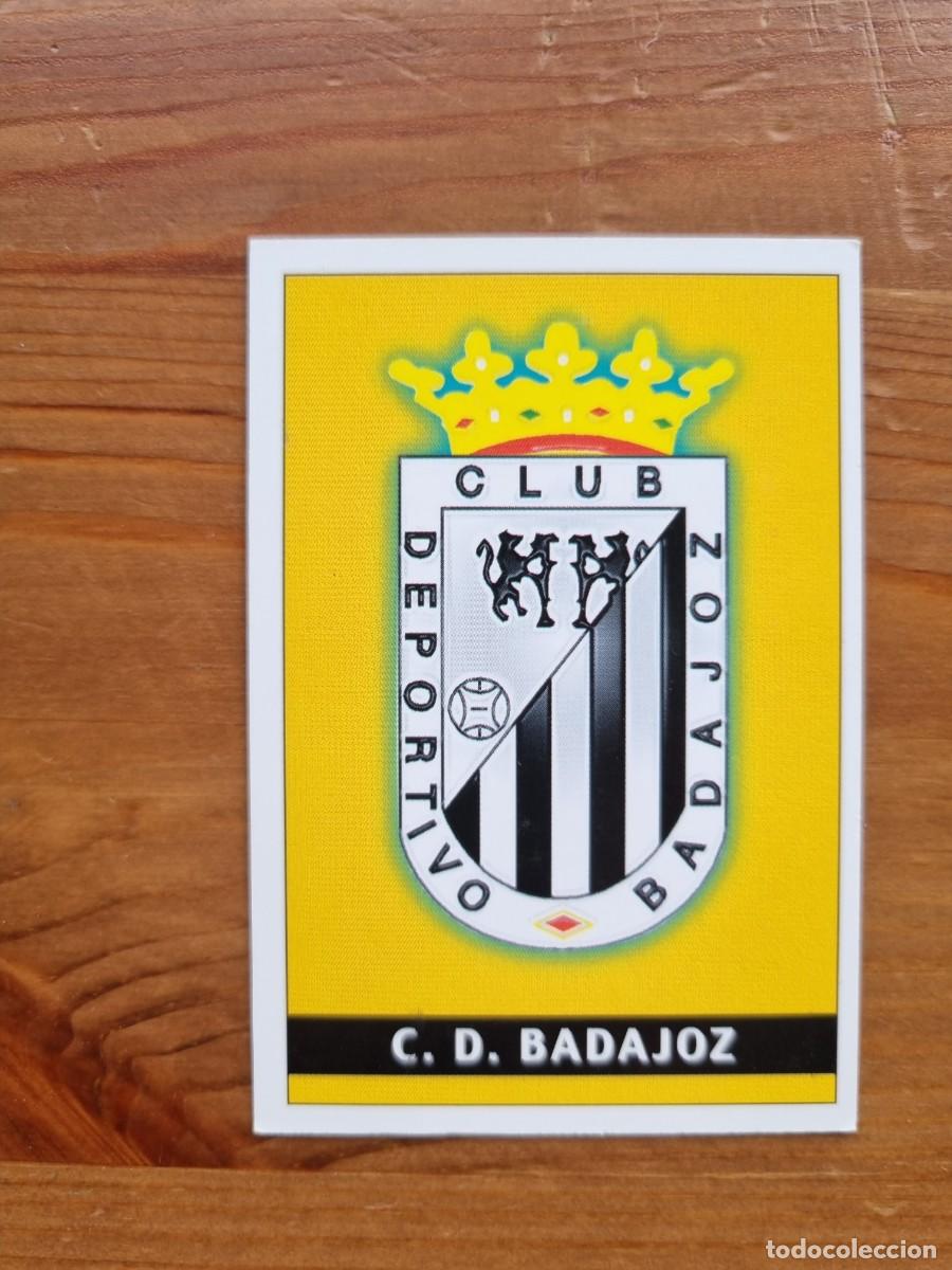 Cromos de f&uacute;tbol: 436 ESCUDO / PLANTILLA (CD Badajoz). Las Fichas de la Liga 2001 2002 01 02 (Mundicromo)