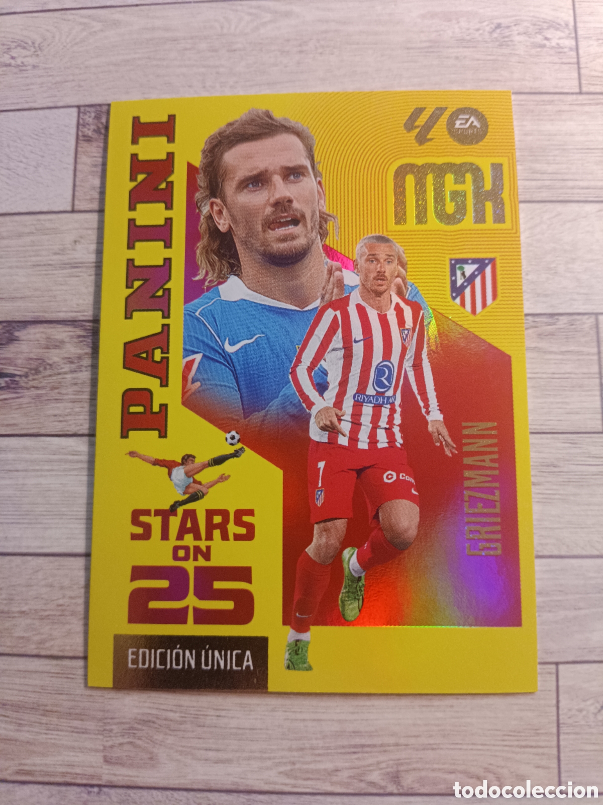Cromos de f&uacute;tbol: 443 GRIEZMANN ATLETICO DE MADRID STARS ON 25 MEGACRACKS MGK 26 27 PANINI 2026 2027