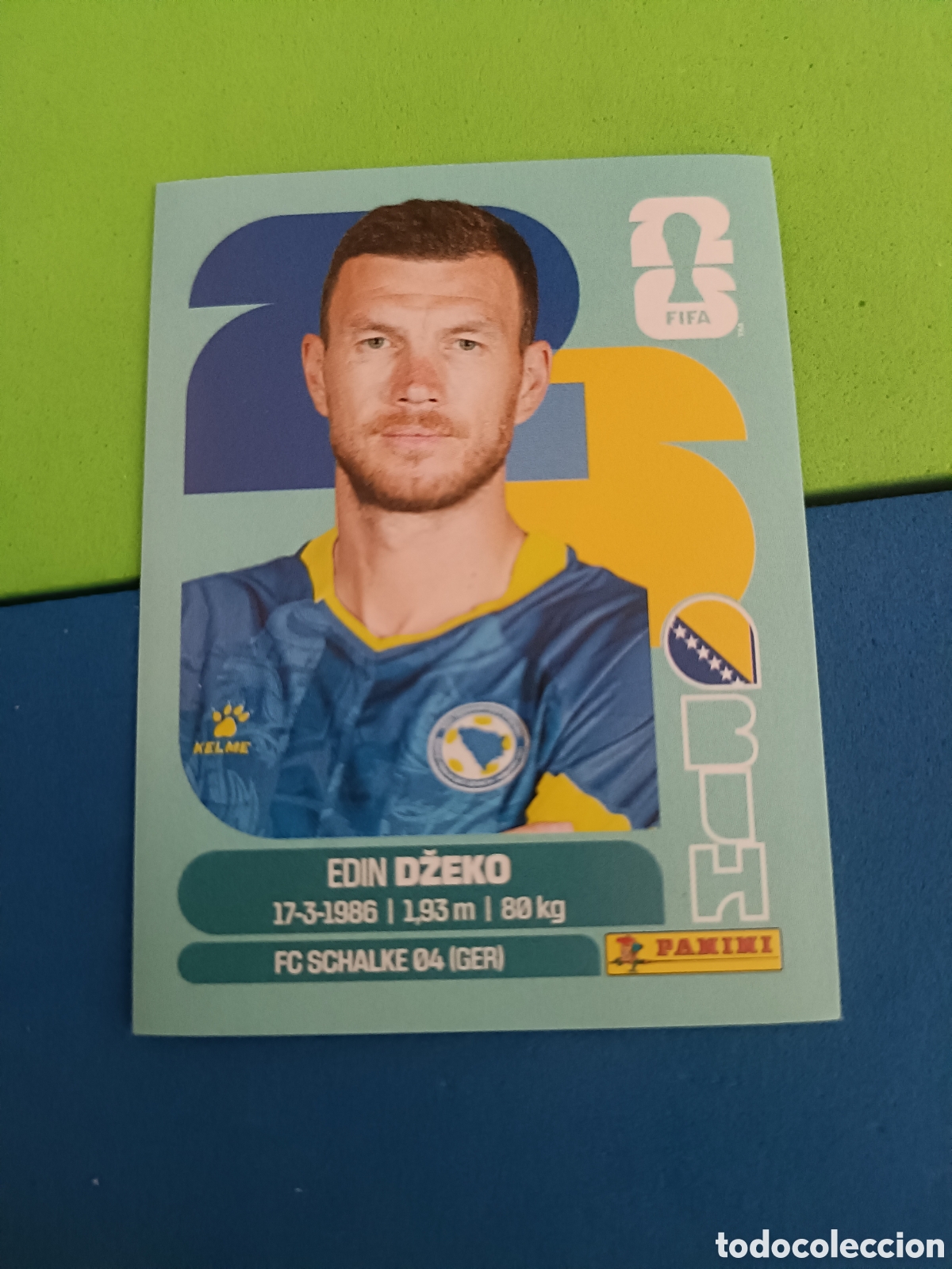 Cromos de f&uacute;tbol: Panini Mundial Fifa World cup 2026 26 sticker - BIH 18 Dzeko