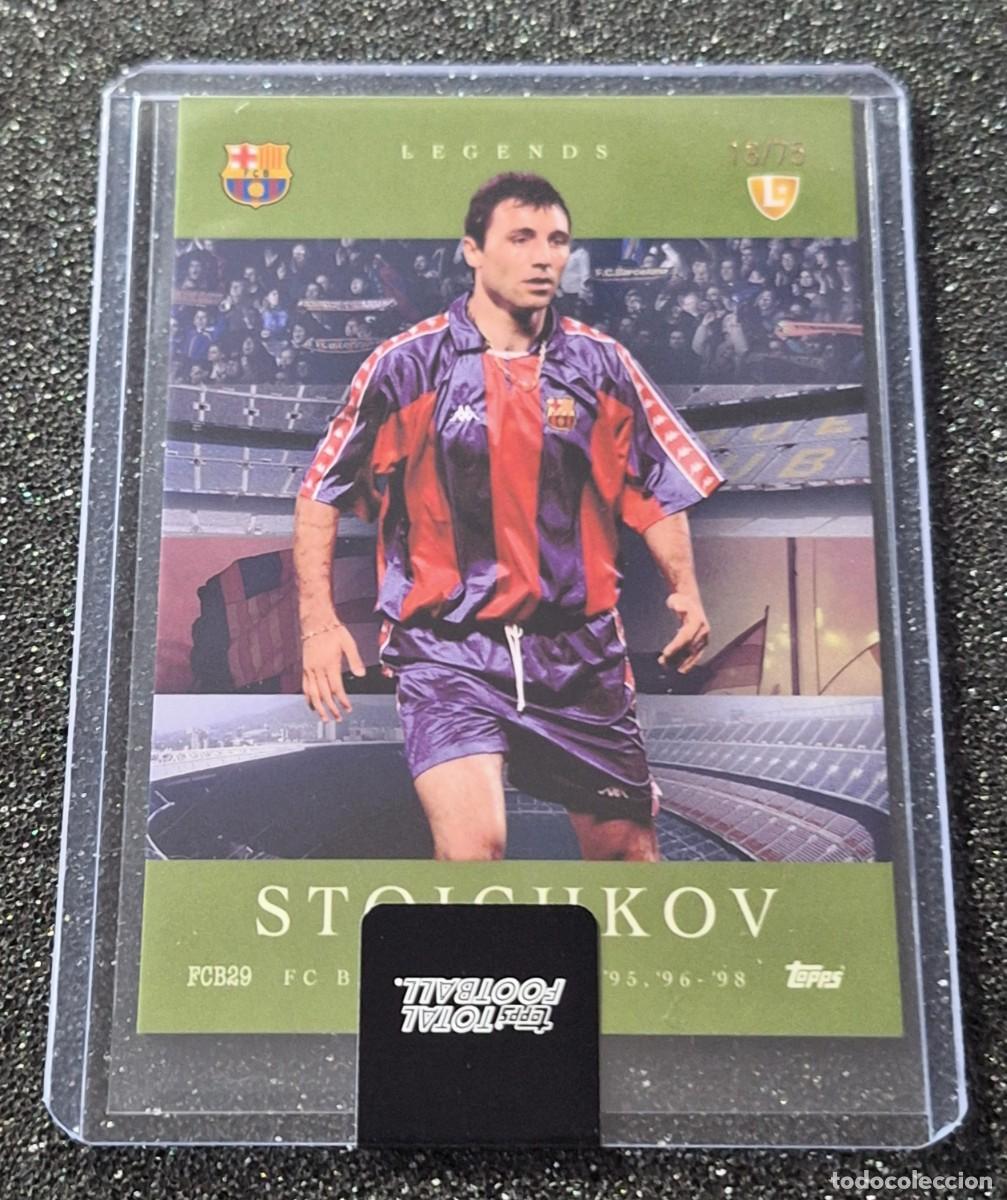 Cartes &agrave; collectionner de Football: Hristo Stoichkov Barcelona Topps Total Football 18/75 Green Legends