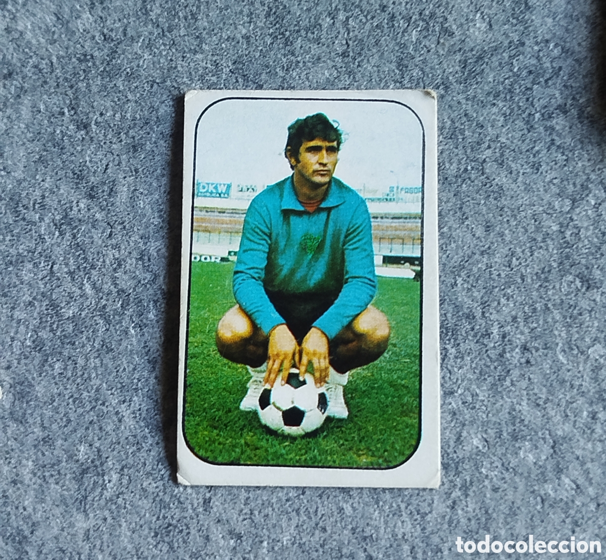 Cartes &agrave; collectionner de Football: SIN PEGAR &Uacute;LTIMOS FICHAJES 16 CORRAL M&Aacute;LAGA 76 77 1976 1977 ESTE CROMO NUNCA PEGADO FICHAJE