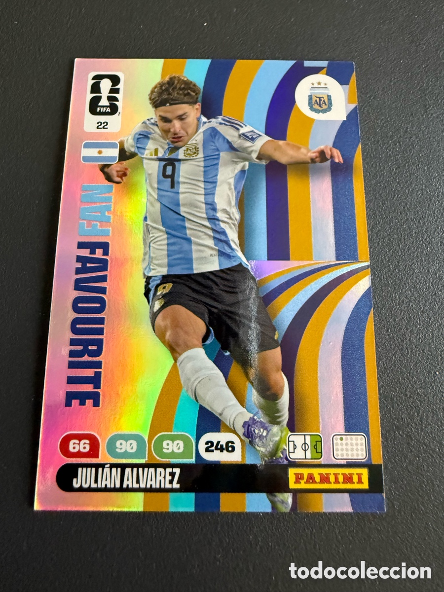 Football Stickers: Adrenalyn XL. Mundial 2026. 22. Fan Favourite. JULIAN &Aacute;LVAREZ