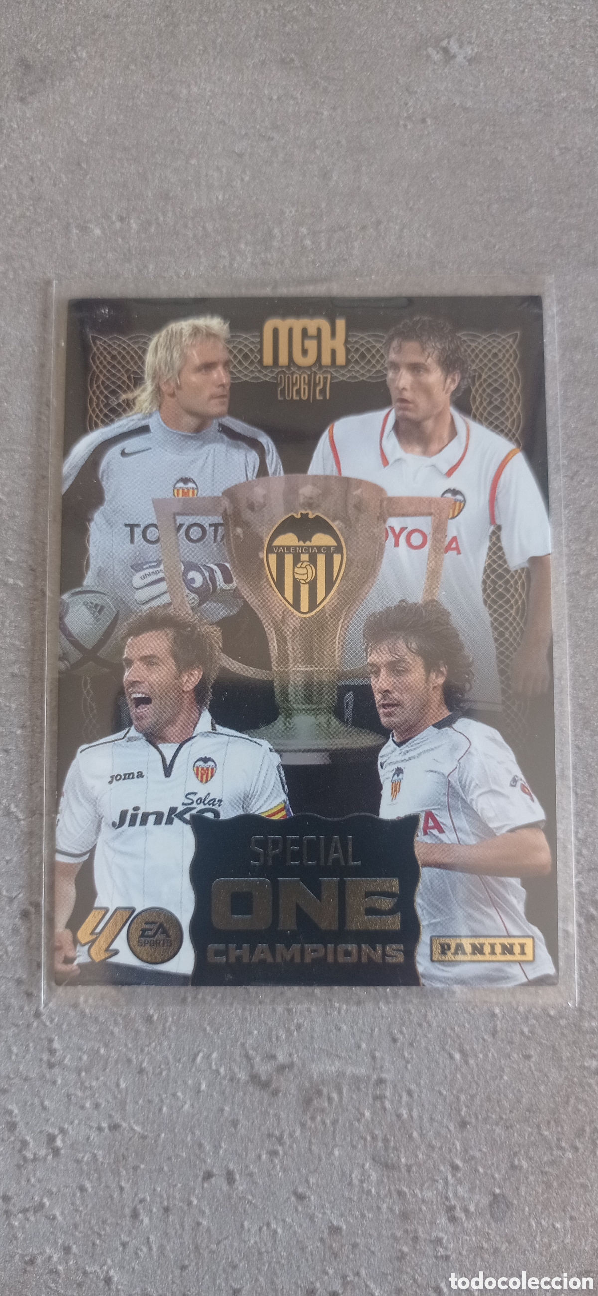 Cromos de f&uacute;tbol: VALENCIA CF SPECIAL ONE CHAMPIONS MGK 2026/27 MEGACRACKS 2026 2027