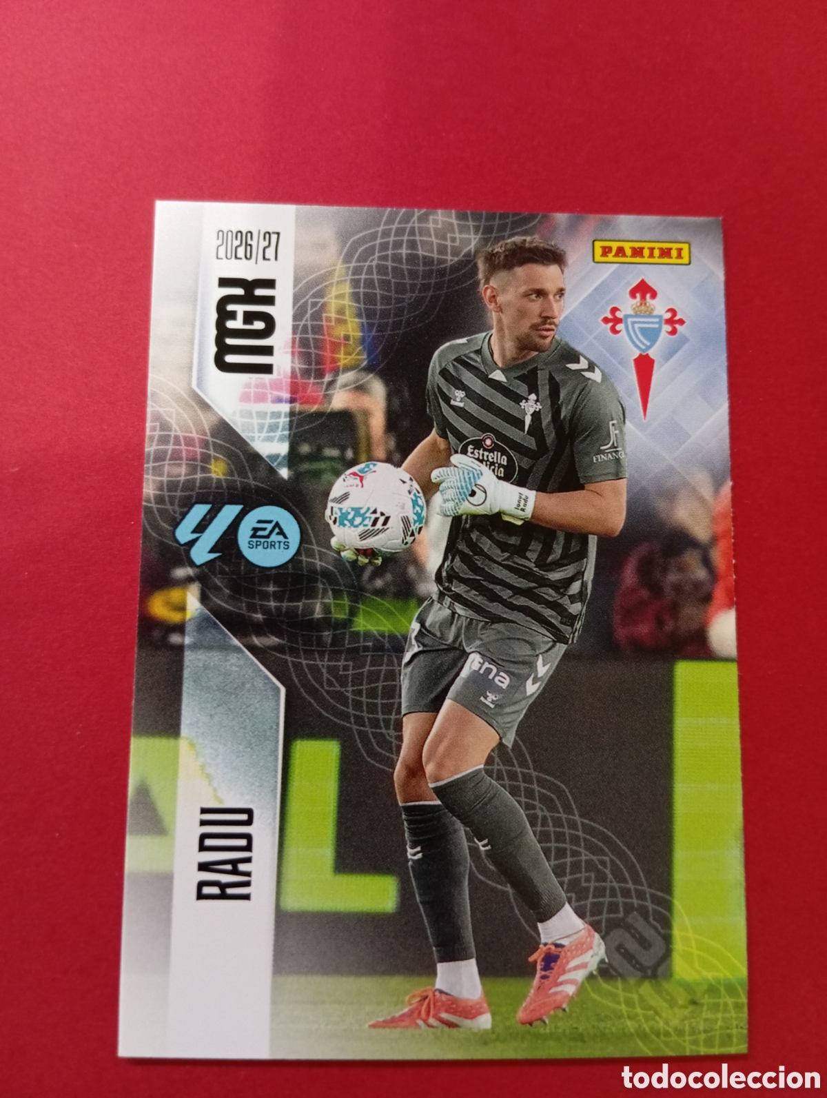 Cromos de f&uacute;tbol: Radu Celta de Vigo n&deg;110 / PANINI MEGACRACKS 2026/2027