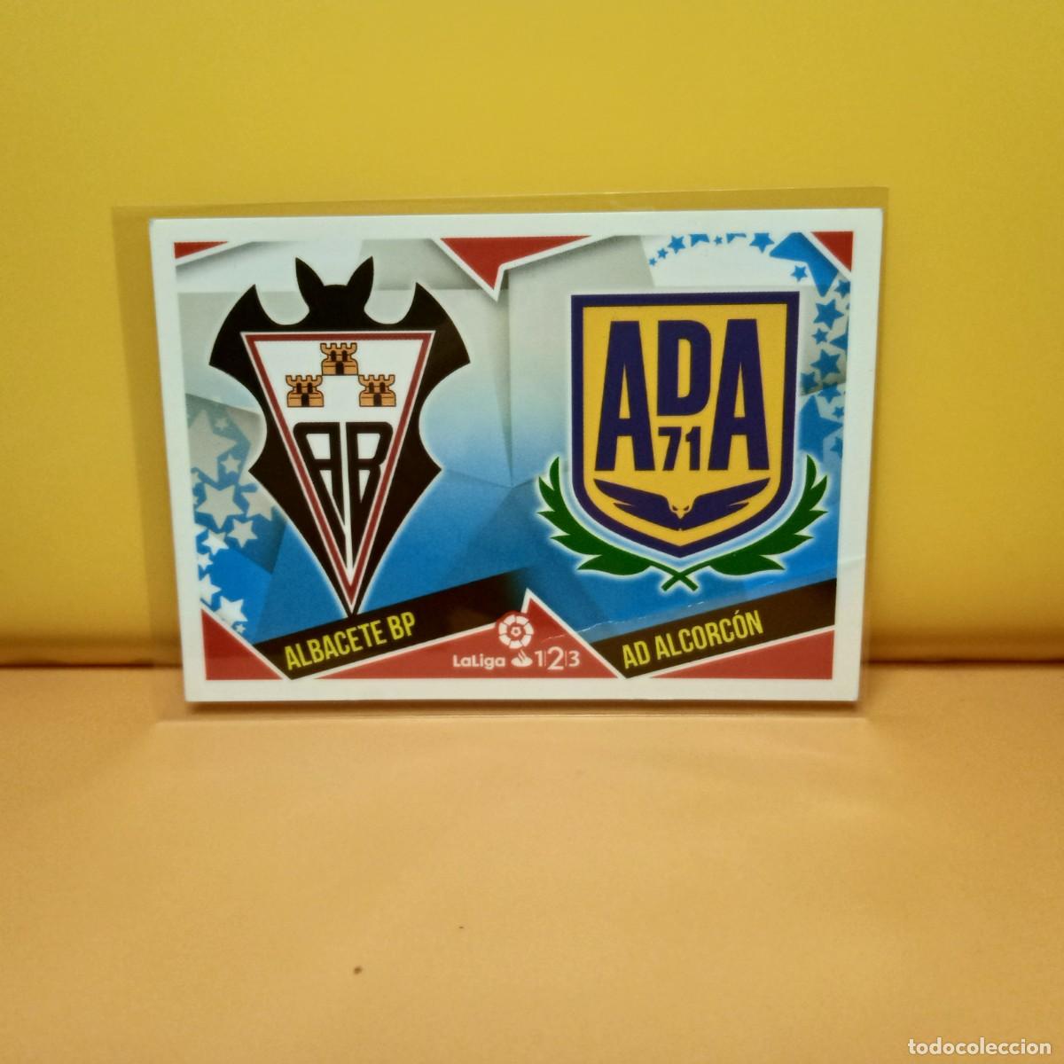 Fu&szlig;ball-Sticker: EDICIONES ESTE 2018 2019 18 19 (LIGA 1.2,3) ESCUDOS 1 ALBACETE BP AD ALCORC&Oacute;N