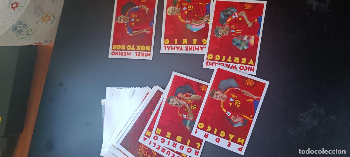 Cromos de f&uacute;tbol: 60 cromos DIFERENTES DE LOS 72 DE LA COLECCION - CARREFOUR - ESPA&Ntilde;A 2026 - SE VENDEN POR SEPARADO