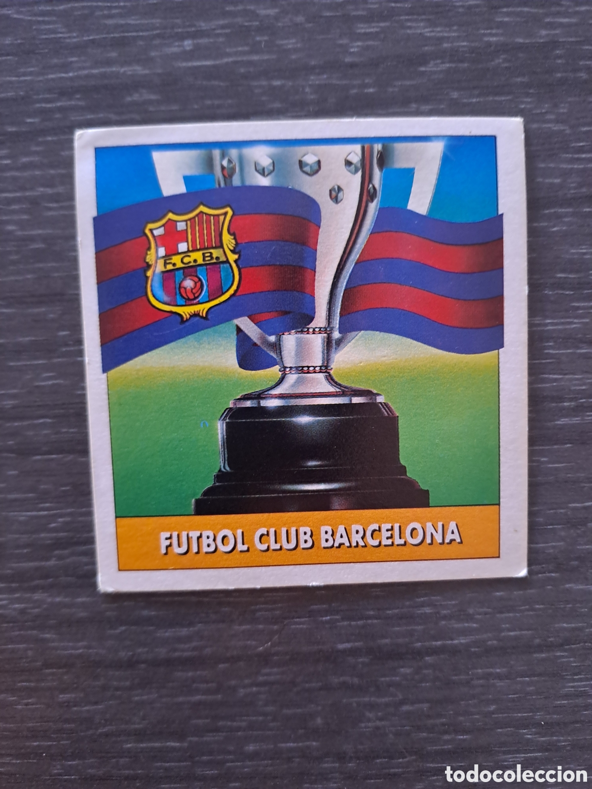 Cartes &agrave; collectionner de Football: LIGA ESTE 92-93 ESCUDO FC BARCELONA SIN PEGAR Cromo original del ESCUDO DEL FC BARCELONA