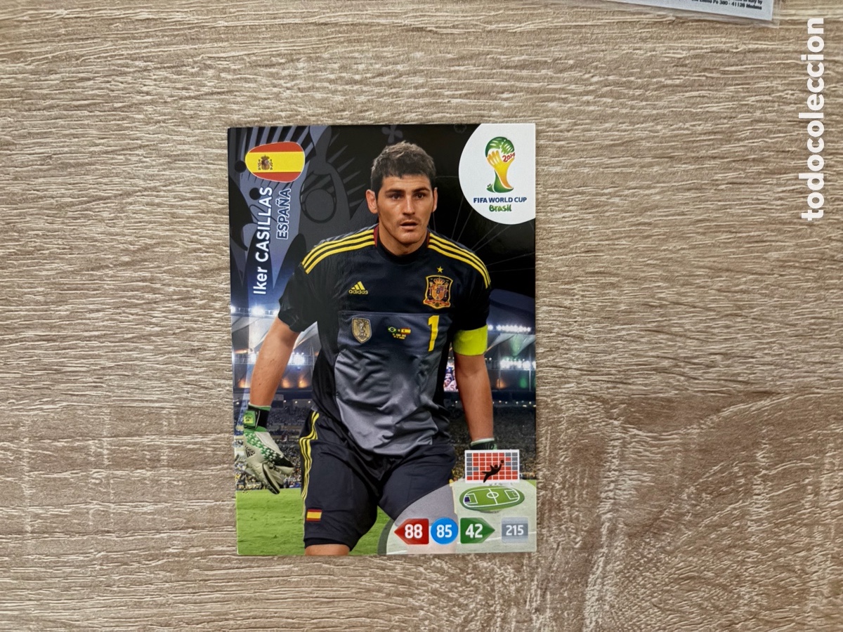 Cromos de f&uacute;tbol: IKER CASILLAS ADRENALYN FIFA WORLD CUP MUNDIAL BRASIL 2014 14 SPAIN ESPA&Ntilde;A