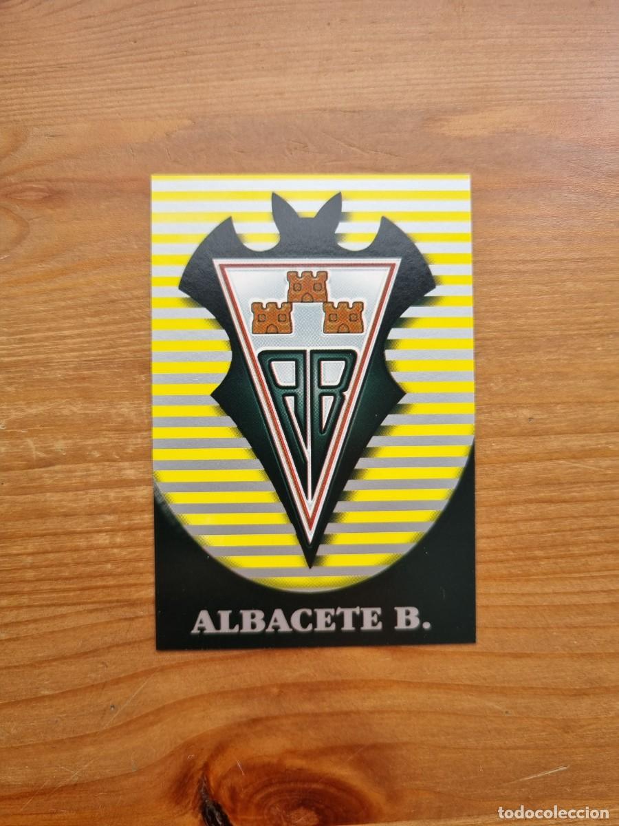Cromos de f&uacute;tbol: 561 ESCUDO / ESTADIO (Albacete). Las Fichas de la Liga 2002 2003 02 03 (Mundicromo)