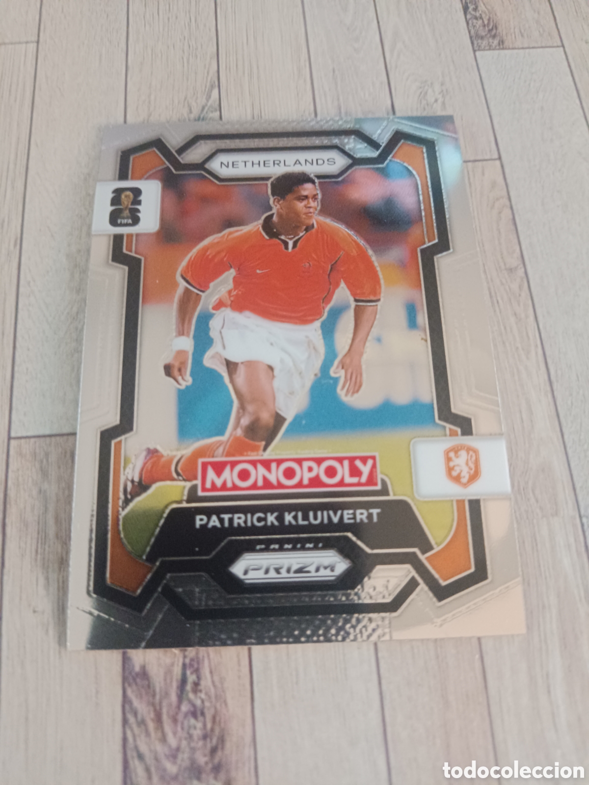 Cromos de f&uacute;tbol: 72 KLUIVERT HOLANDA PAISES BAJOS BASE PRIZM MONOPOLY FIFA WORLD CUP PANINI 26 USA 2026