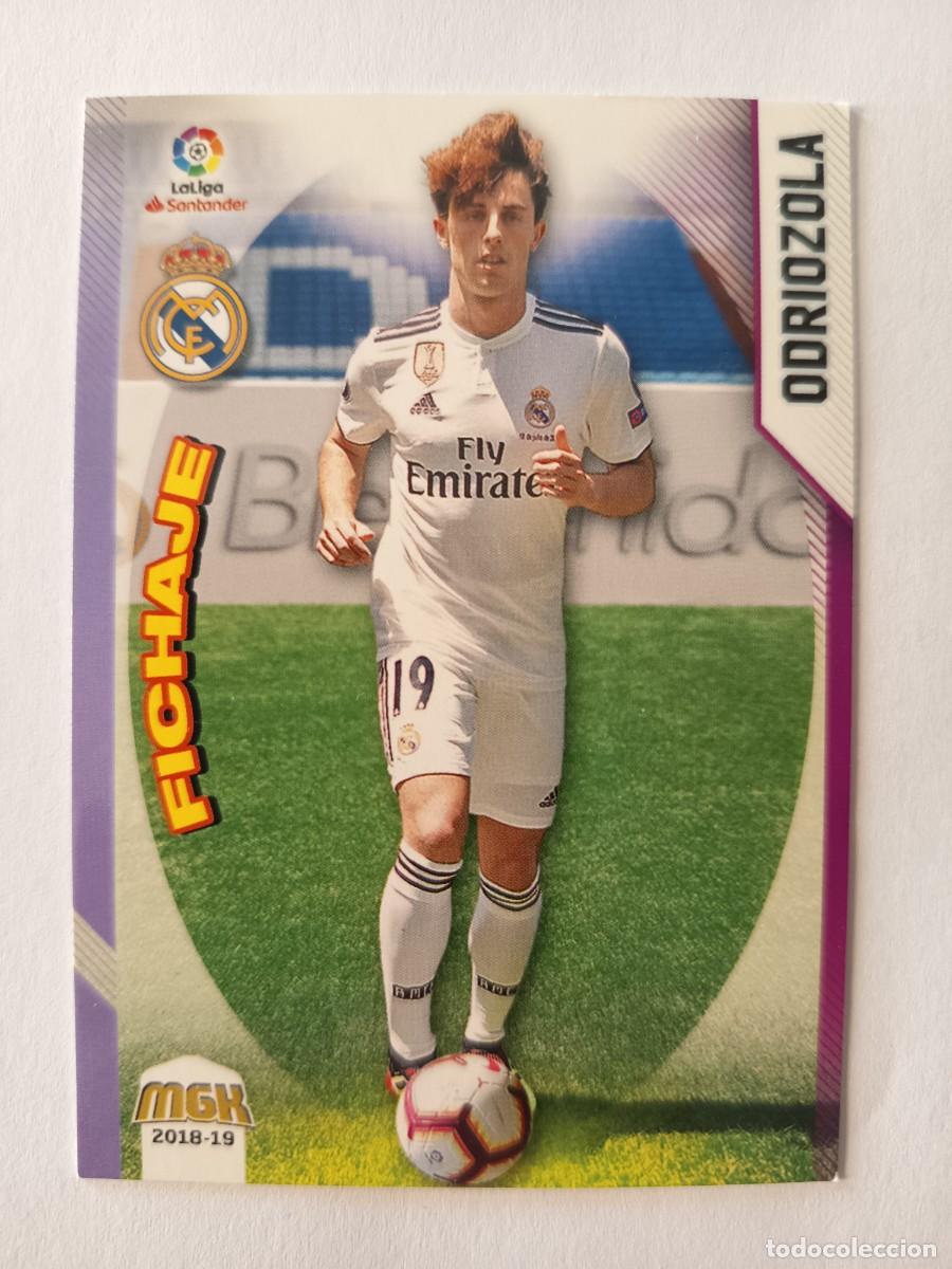 Figurine di Calcio: CARD 361 &Aacute;LVARO ODRIOZOLA REAL MADRID FICHAJE - MEGACRACKS MGK LIGA 2018 2019 18 19 PANINI