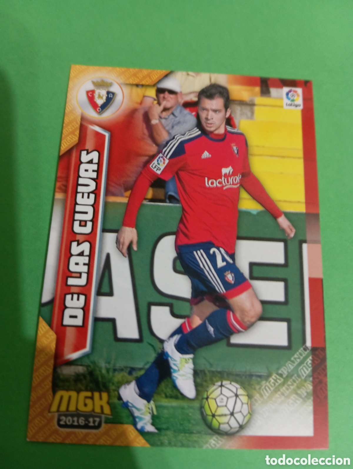 Cromos de f&uacute;tbol: De las Cuevas Osasuna n&deg;393 / PANINI MEGACRACKS 2016/2017
