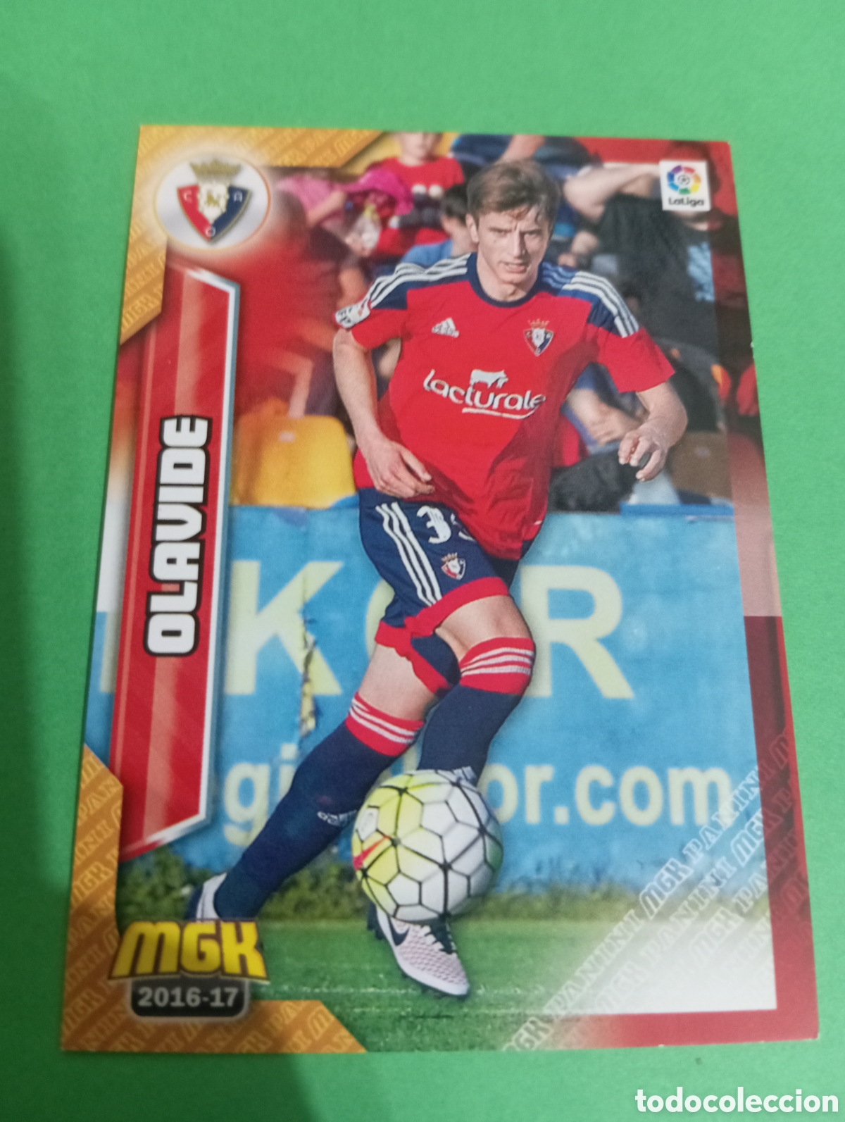 Figurine di Calcio: Olavide Osasuna n&deg;394 / PANINI MEGACRACKS 2016/2017