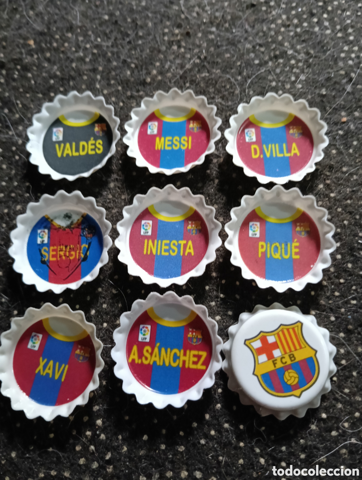 Cromos de f&uacute;tbol: Lote de 7 chapas GREFUSA C.F. Barcelona. + 1 de regalo Messi, Vald&eacute;s, D. Villa, Piqu&eacute;, Iniesta, Xavi