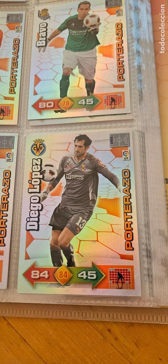 Cromos de Futebol: Diego L&oacute;pez - Villarreal - Porterazos - Adrenalyn 2010 2011 - 10 11 - Trading Card