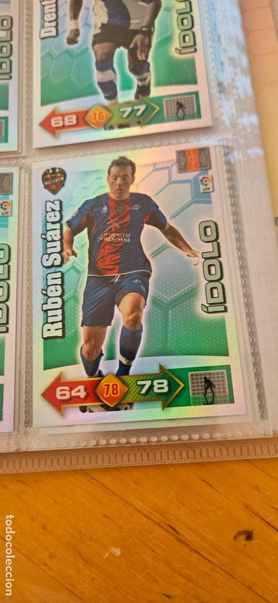 Cromos de Futebol: Rub&eacute;n Su&aacute;rez - Levante - &Iacute;dolos - Adrenalyn 2010 2011 - 10 11 - Trading Card