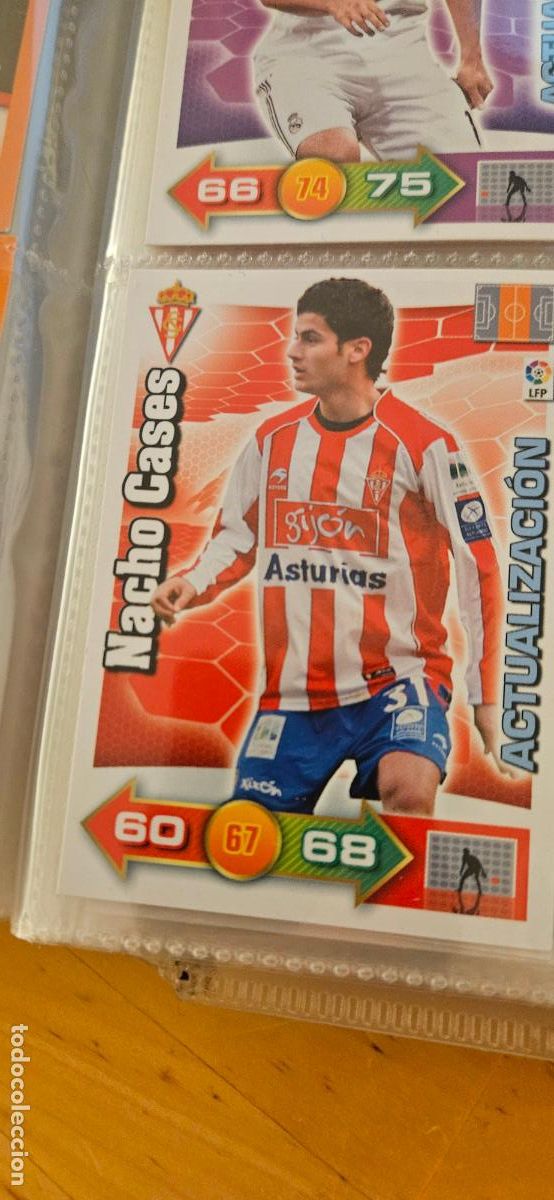 Figurine di Calcio: Nacho Cases - Sporting de Gij&oacute;n - Actualizaci&oacute;n - Adrenalyn 2010 2011 - 10 11 - Trading Ca
