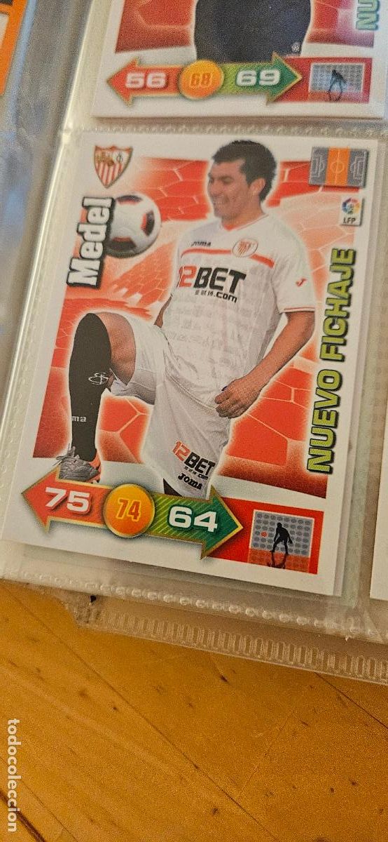 Figurine di Calcio: Medel - Sevilla - Nuevo Fichaje - Adrenalyn 2010 2011 - 10 11 - Trading Card