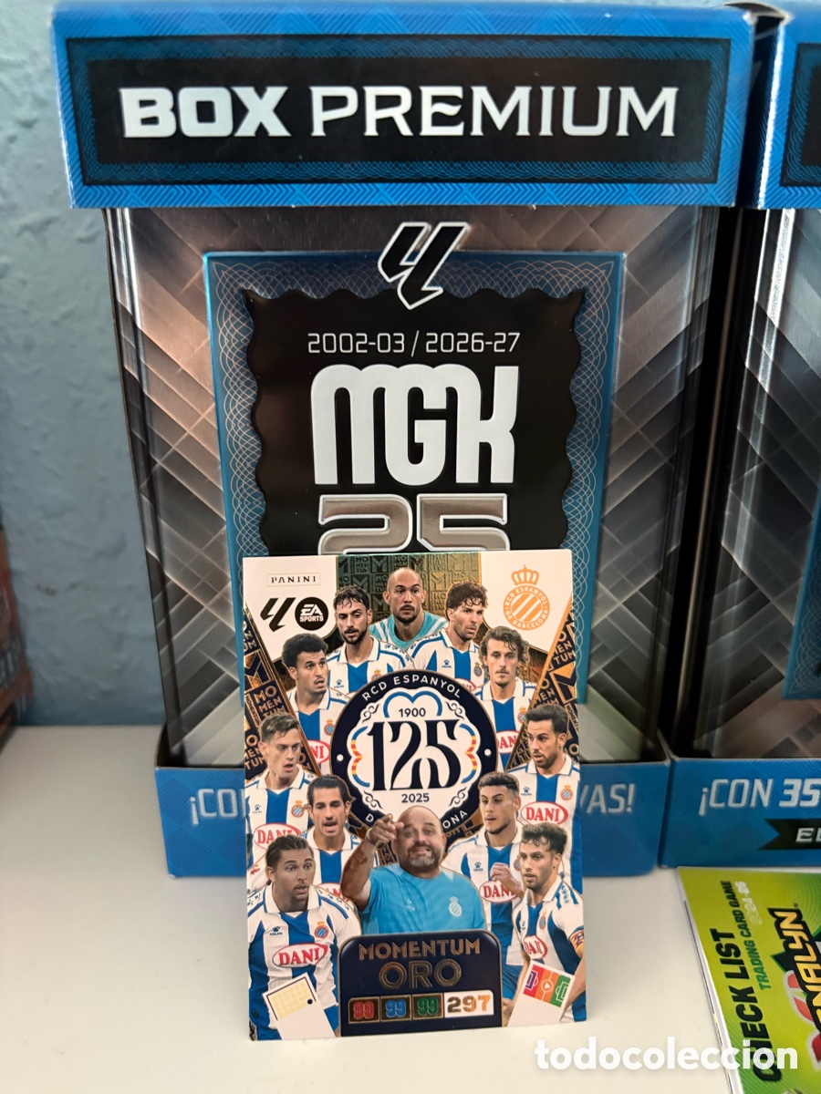 Cromos de f&uacute;tbol: Momentum Oro R.C.D Espa&ntilde;ol 125 Aniversario cromo adrenalyn XL 25-26 2025-2026