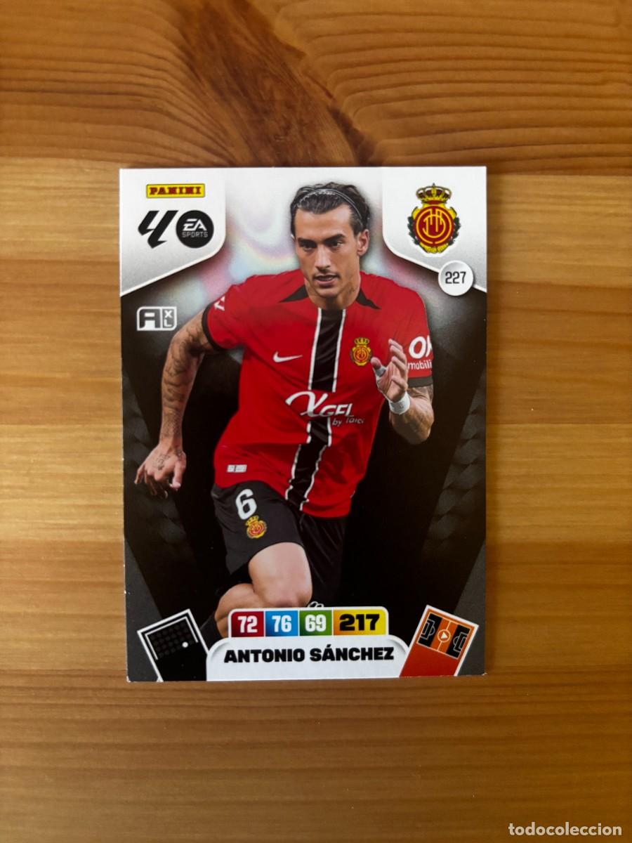 Cromos de f&uacute;tbol: ANTONIO S&Aacute;NCHEZ MALLORCA n&uacute;mero 227 cromo Adrenalyn XL 25-26 2025-2026