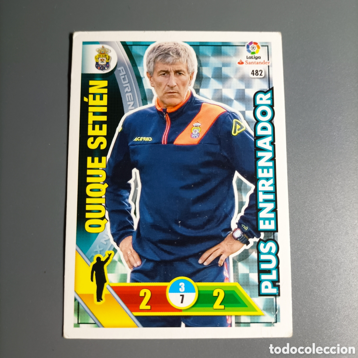 Cartes &agrave; collectionner de Football: ADRENALYN. LIGA 2016-2017 (LAS PALMAS) №482 QUIQUE SETIEN