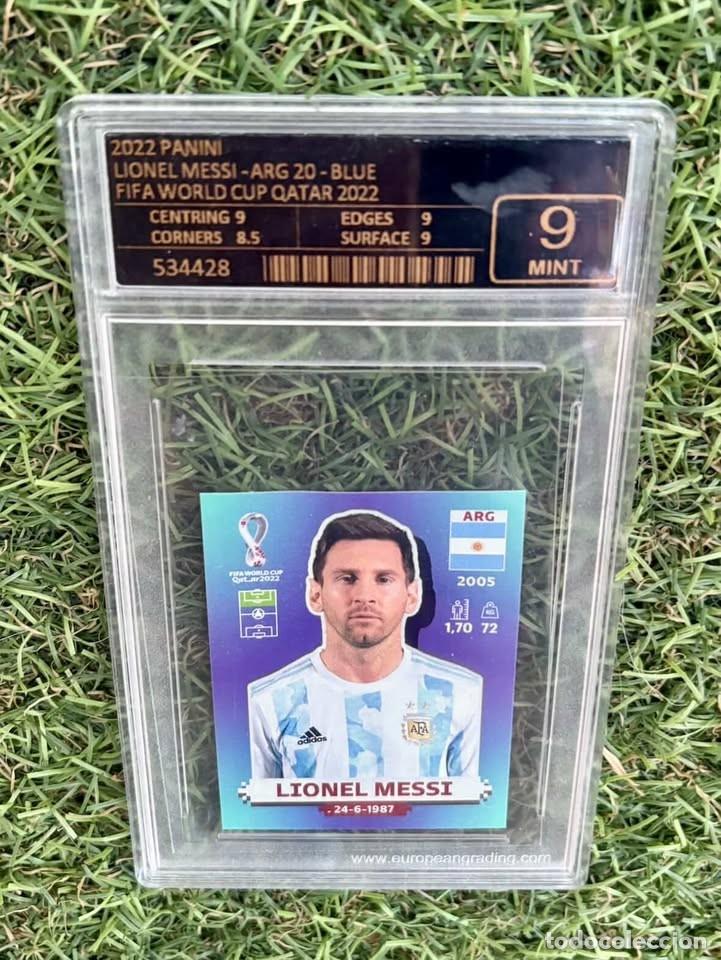 Cromos de f&uacute;tbol: Lionel Messi PSA 9 / Sticker Panini World Cup Qatar 2022 / #ARG 19 Blue