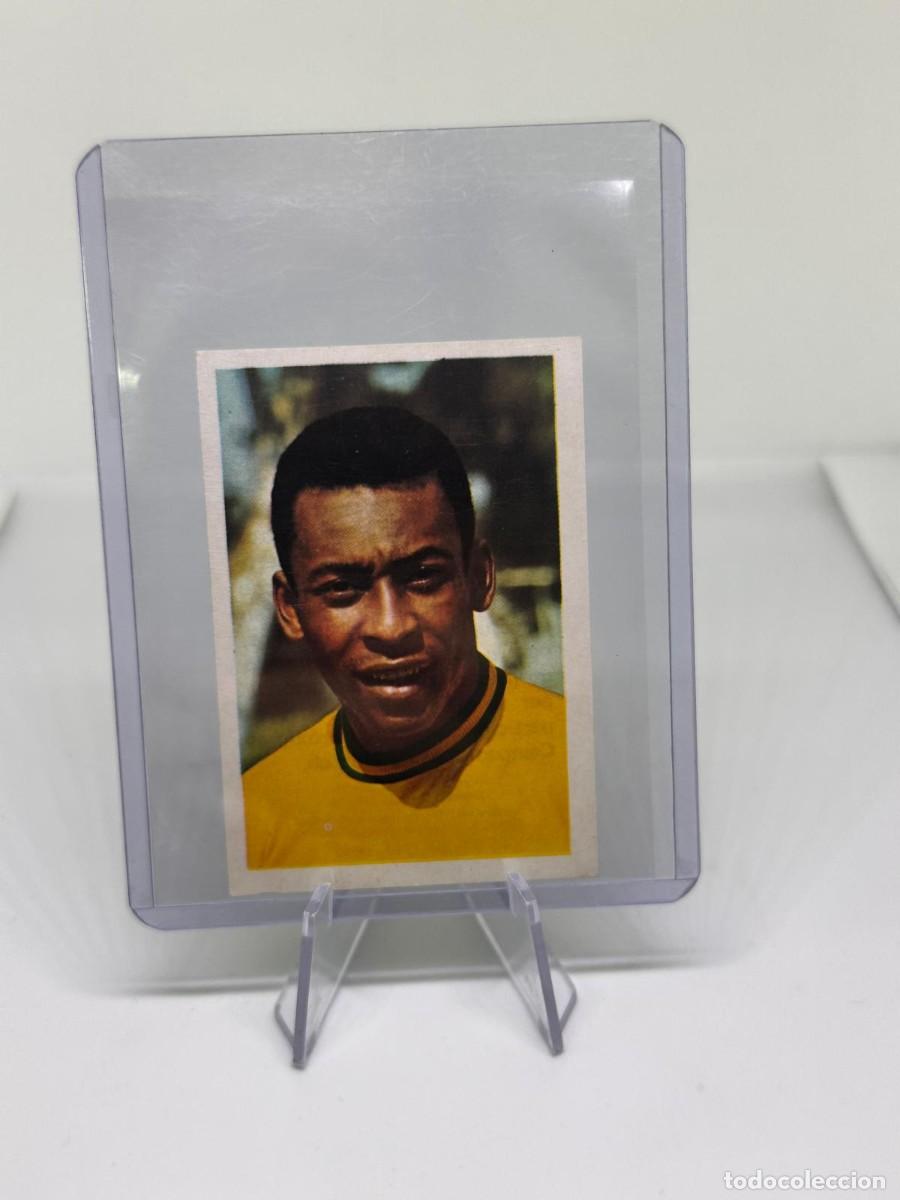 Fu&szlig;ball-Sticker: Pele Brasil Munich 1974 Editorial FHER. Raro sin pegar