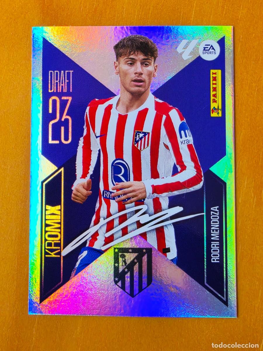 Figurine di Calcio: K21 Rodri Mendoza, Atl&eacute;tico Madrid Kromix aut&oacute;grafo Draft 23 Panini Ediciones Liga Este 2026 2027 27