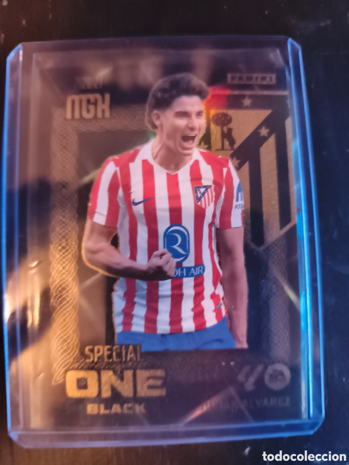 Football Stickers: MEGACRACK JULIAN ALVAREZ SPECIAL ONE BLACK