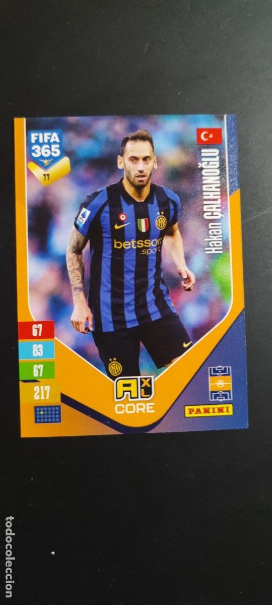 Figurine di Calcio: ADRENALYN XL FIFA 365 2027 CARD CORE &Ccedil;ALHANOGLU INTER # 77 PANINI