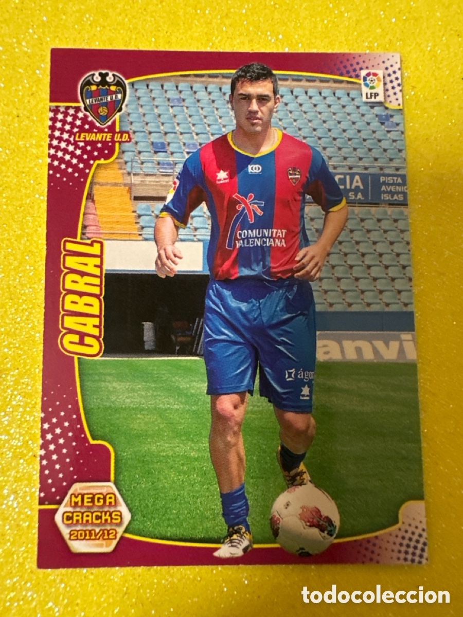 Cartes &agrave; collectionner de Football: 466 CABRAL (LEVANTE) NUEVO FICHAJE MEGACRACKS 2011-2012 11 12 PANINI TRADING CARD