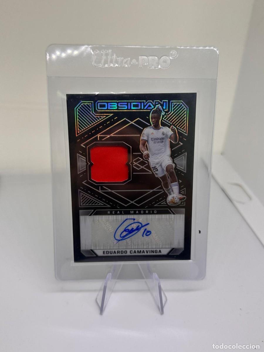 Cromos de Futebol: Camavinga 10/50 Real Madrid Parche Rojo Autografo Panini Obsidian 2021 22