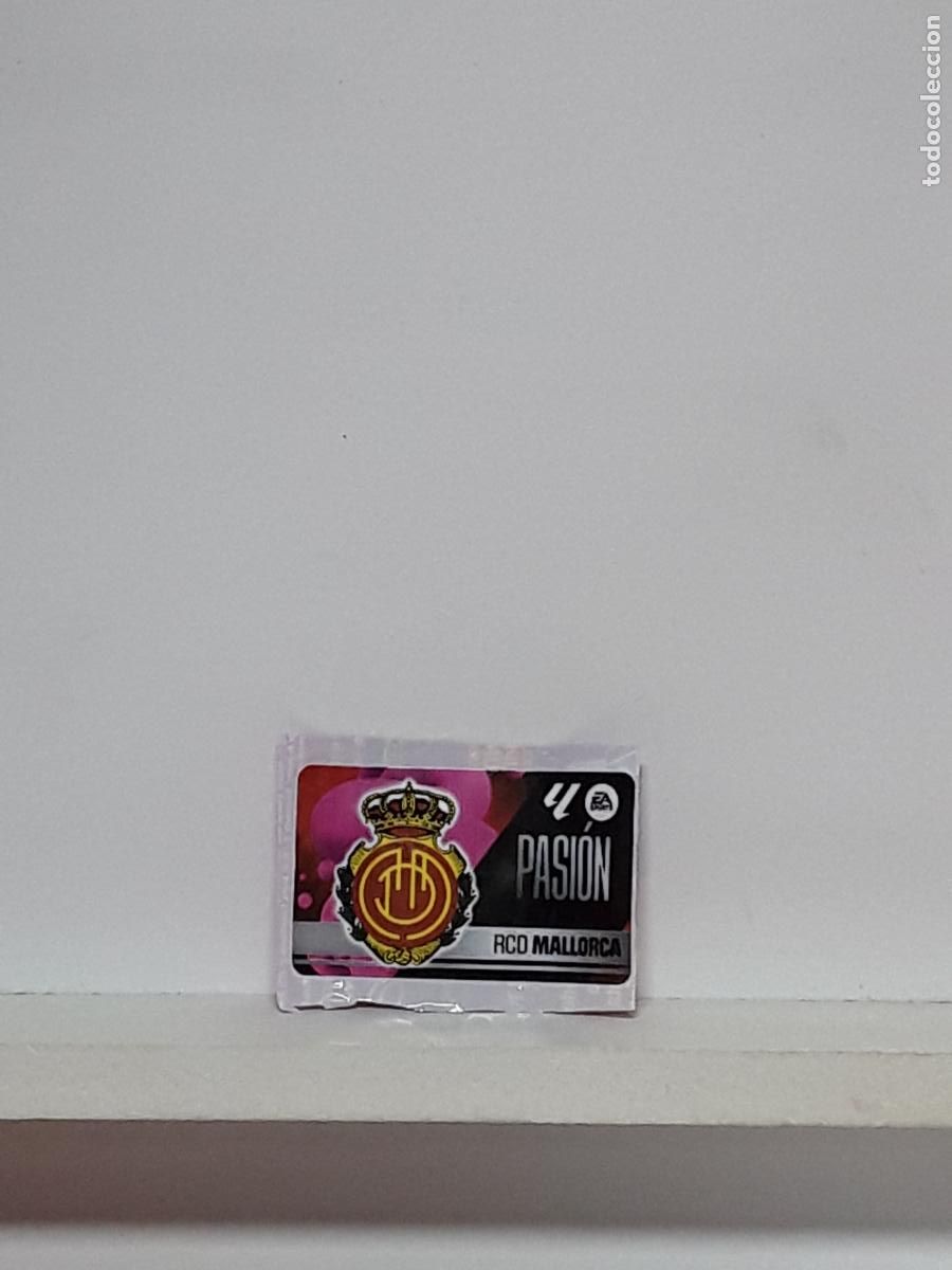 Figurine di Calcio: LALIGA ESTE 2025 2026 EA SPORTS 25 26 ALBUM PANINI LIGA N MALLORCA CHICLES PASION ESCUDO