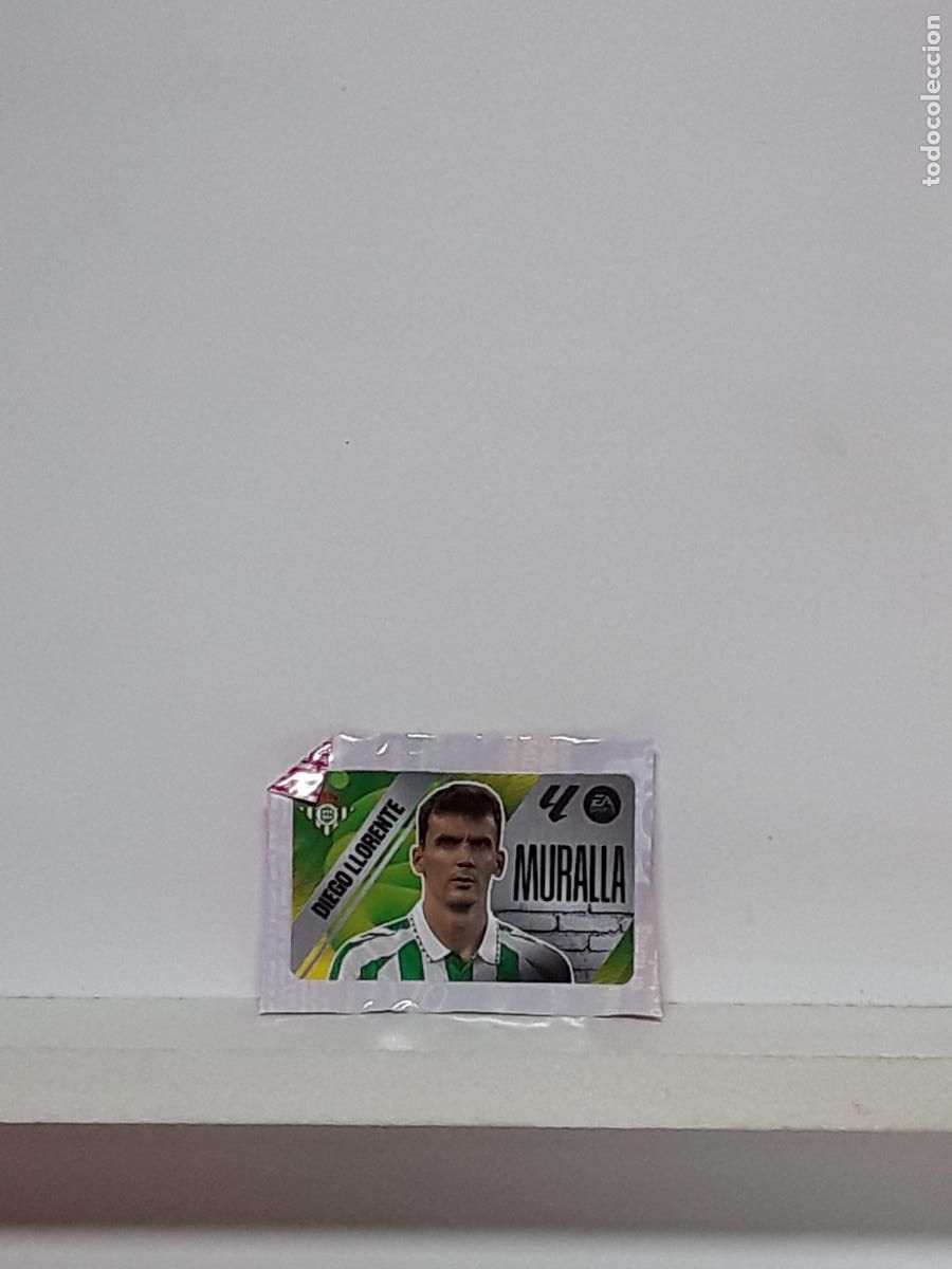 Cromos de f&uacute;tbol: LALIGA ESTE 2025 2026 EA SPORTS 25 26 ALBUM PANINI LIGA N BETIS CHICLES MURALLA DIEGO LLORENTE