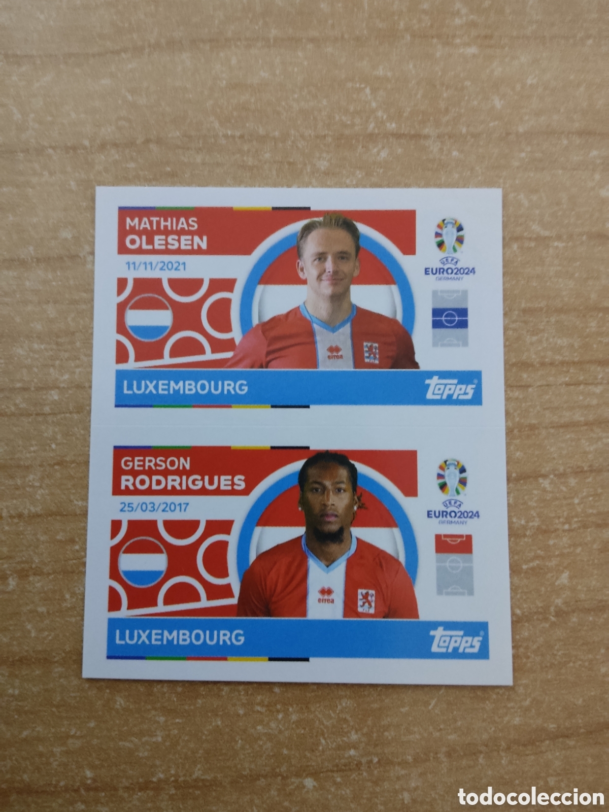 Cromos de f&uacute;tbol: 12 y 13 OLESEN Y RODRIGUES LUXEMBURGO EURO 2024 TOPPS