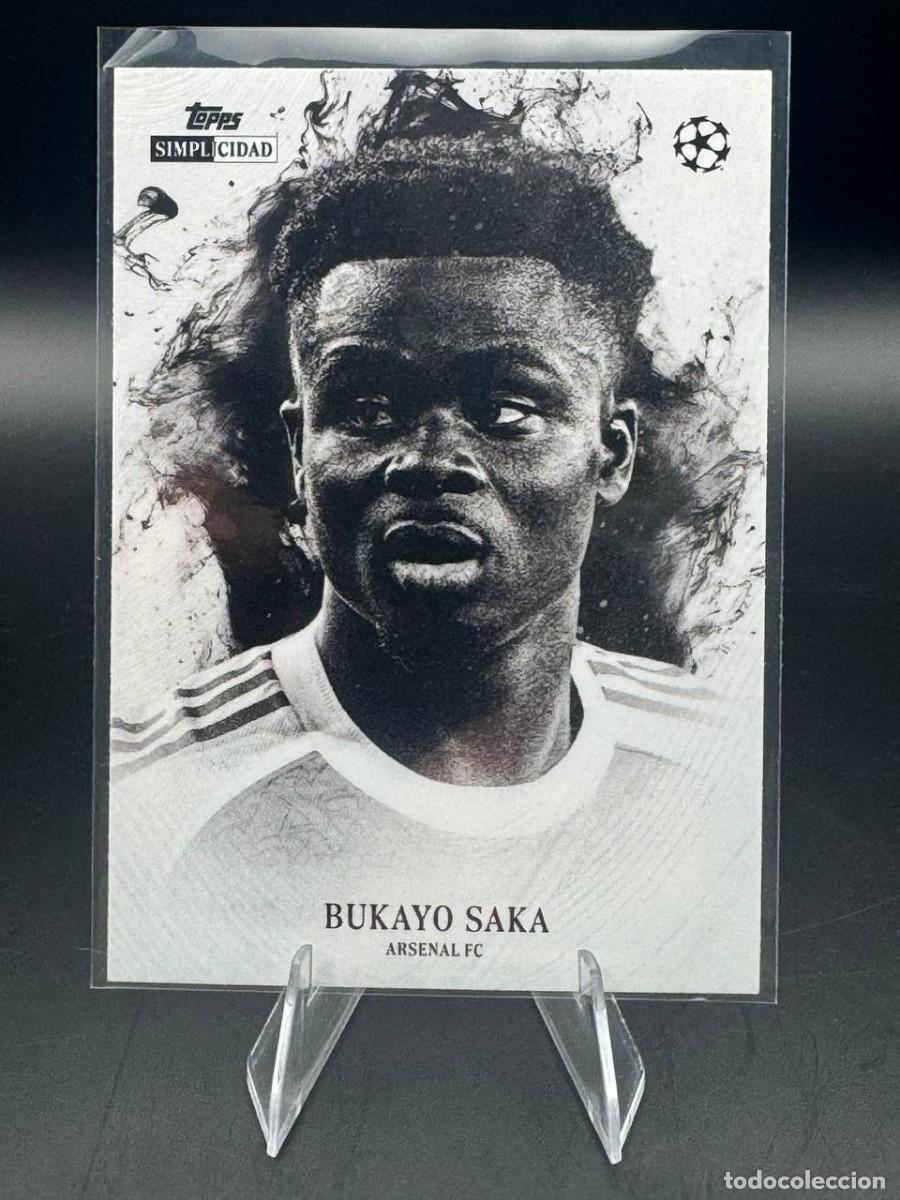 Cromos de f&uacute;tbol: Bukayo Saka Simplicidad Retrato