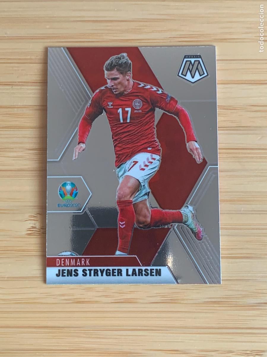 Figurine di Calcio: JENS STRYGER LARSEN - DENMARK - PANINI MOSAIC EURO2020