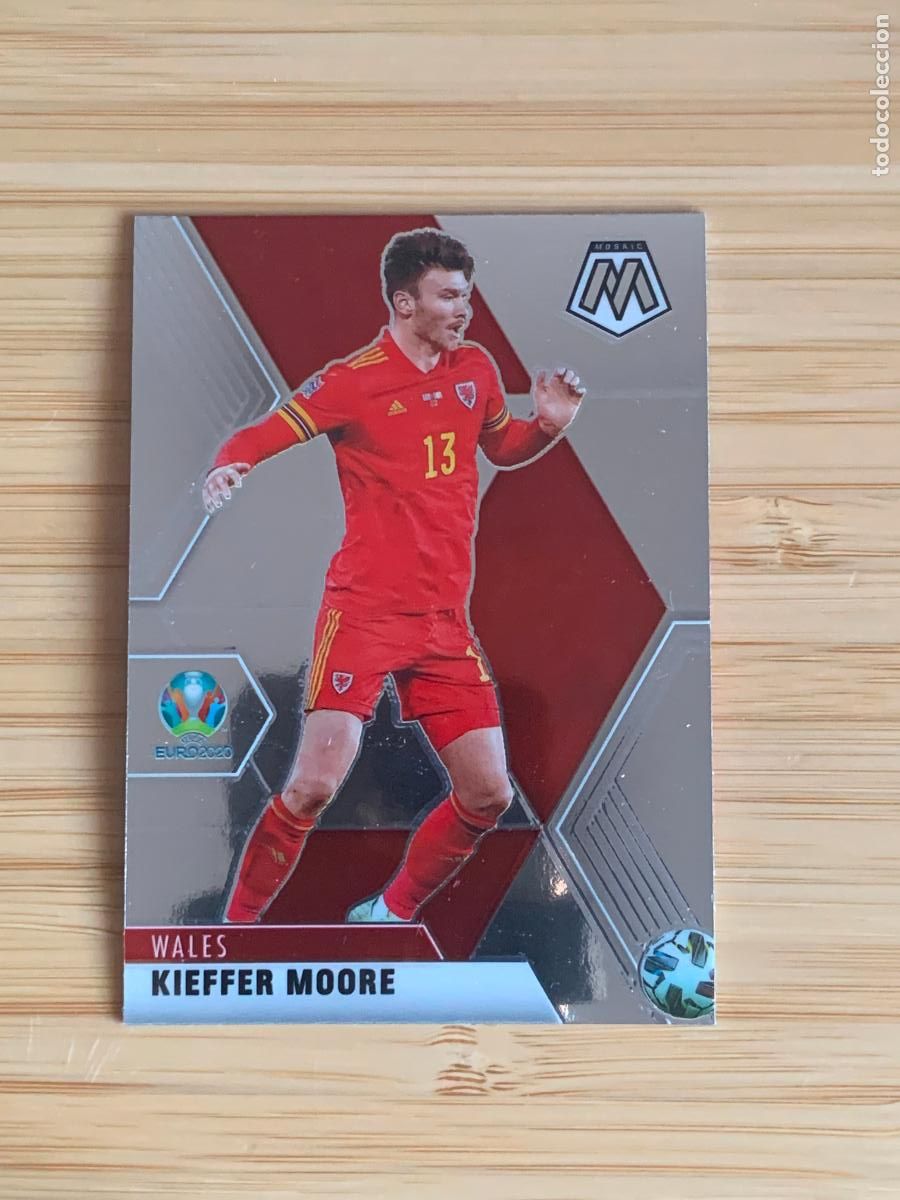 Cromos de f&uacute;tbol: KIEFFER MOORE - WALES - PANINI MOSAIC EURO2020