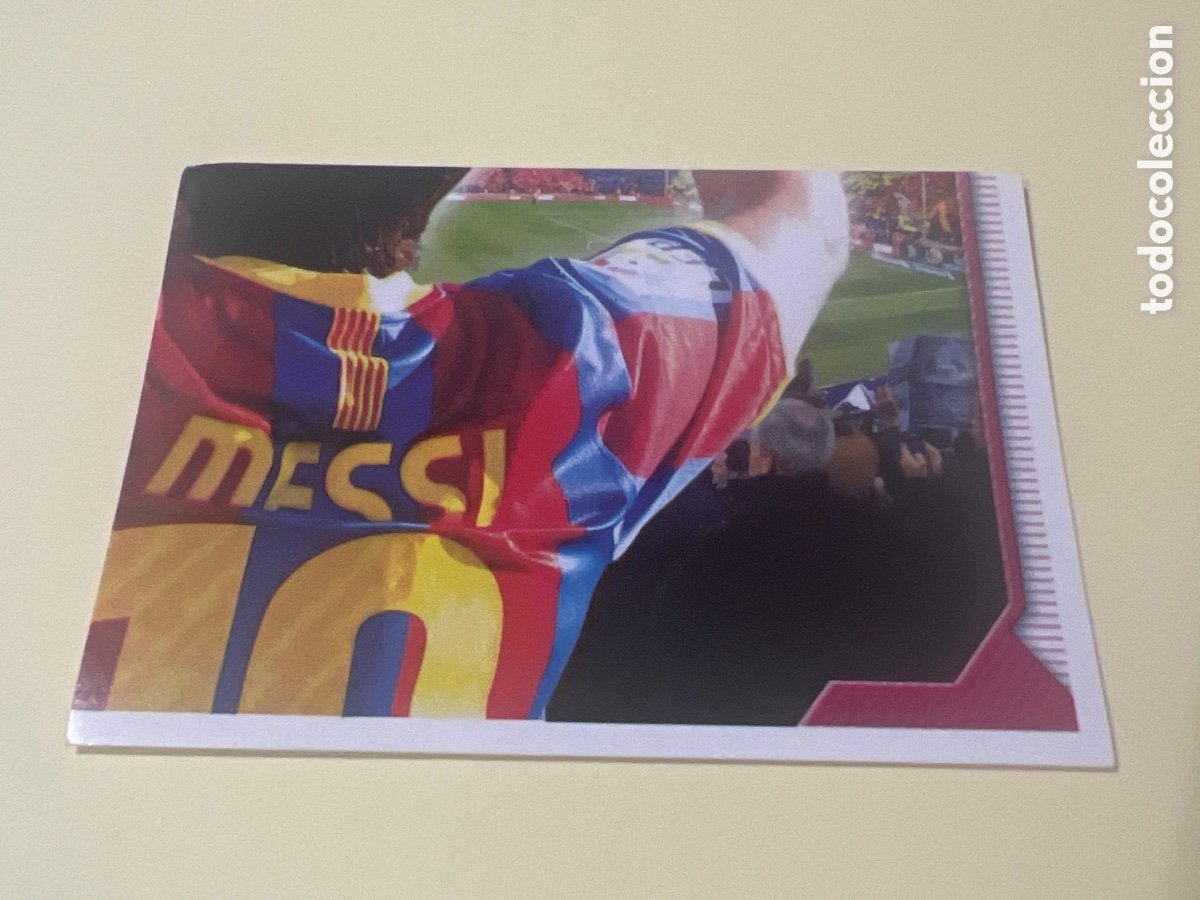 Cromos de f&uacute;tbol: CROMO ALBUM FC BARCELONA 2010 2011 PANINI 180 CAMISETA MESSI 2 - SIN PEGAR LIGA 10 11 BAR&Ccedil;A FCB