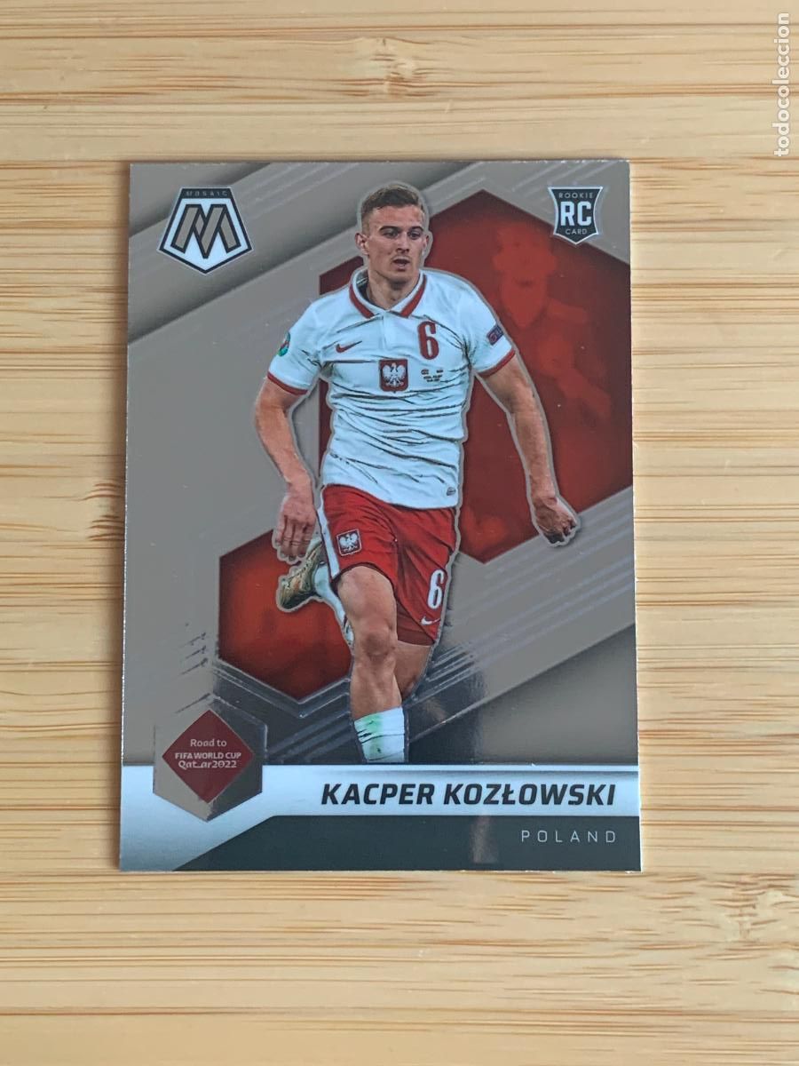 Cartes &agrave; collectionner de Football: KACPER KOZLOWSKI - POLAND - PANINI MOSAIC ROAD TO QATAR 2022