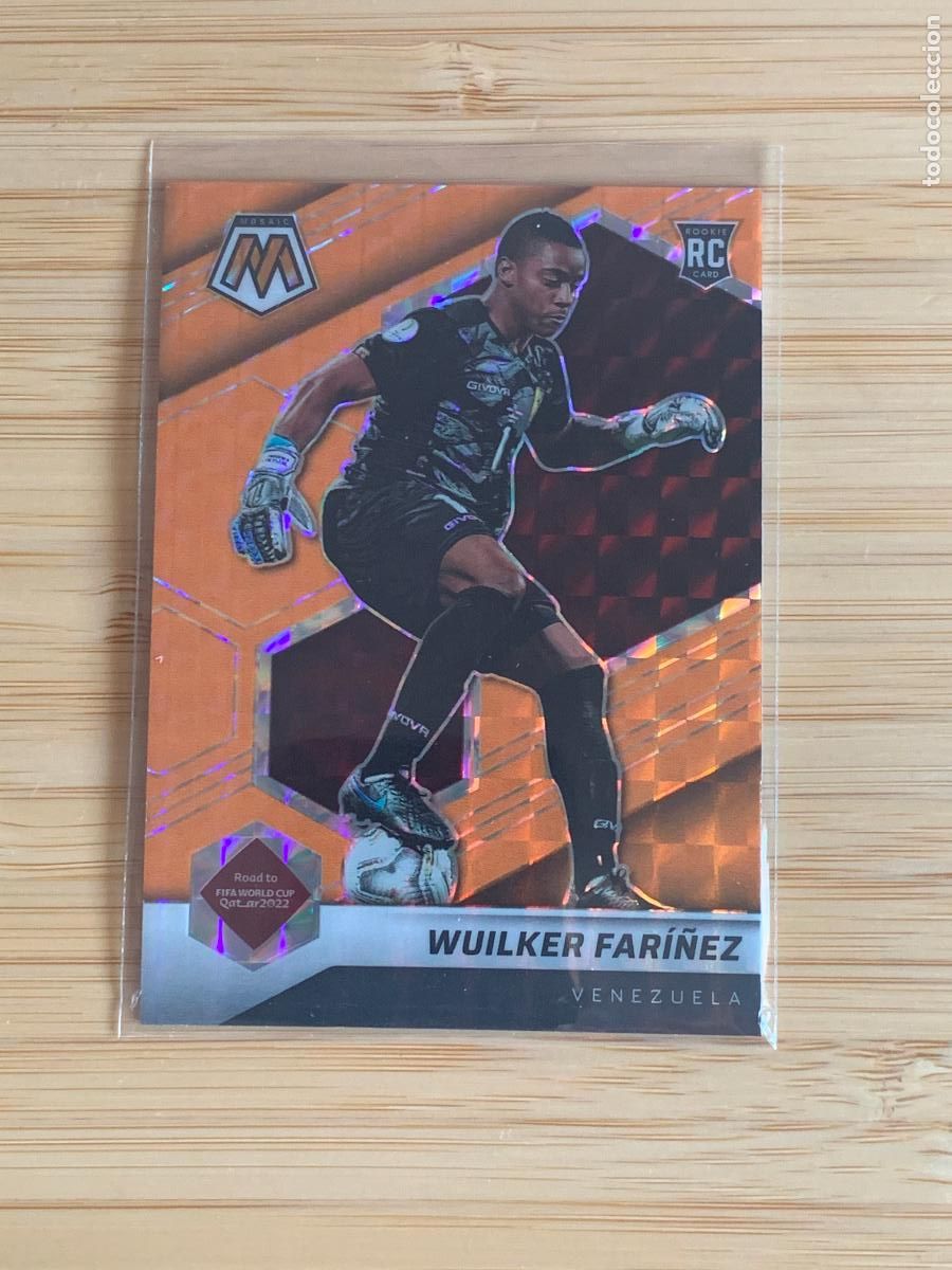 Football Stickers: WUILKER FARI&Ntilde;EZ - ORANGE FLUORESCENT - VENEZUELA - PANINI MOSAIC ROAD TO QATAR 2022