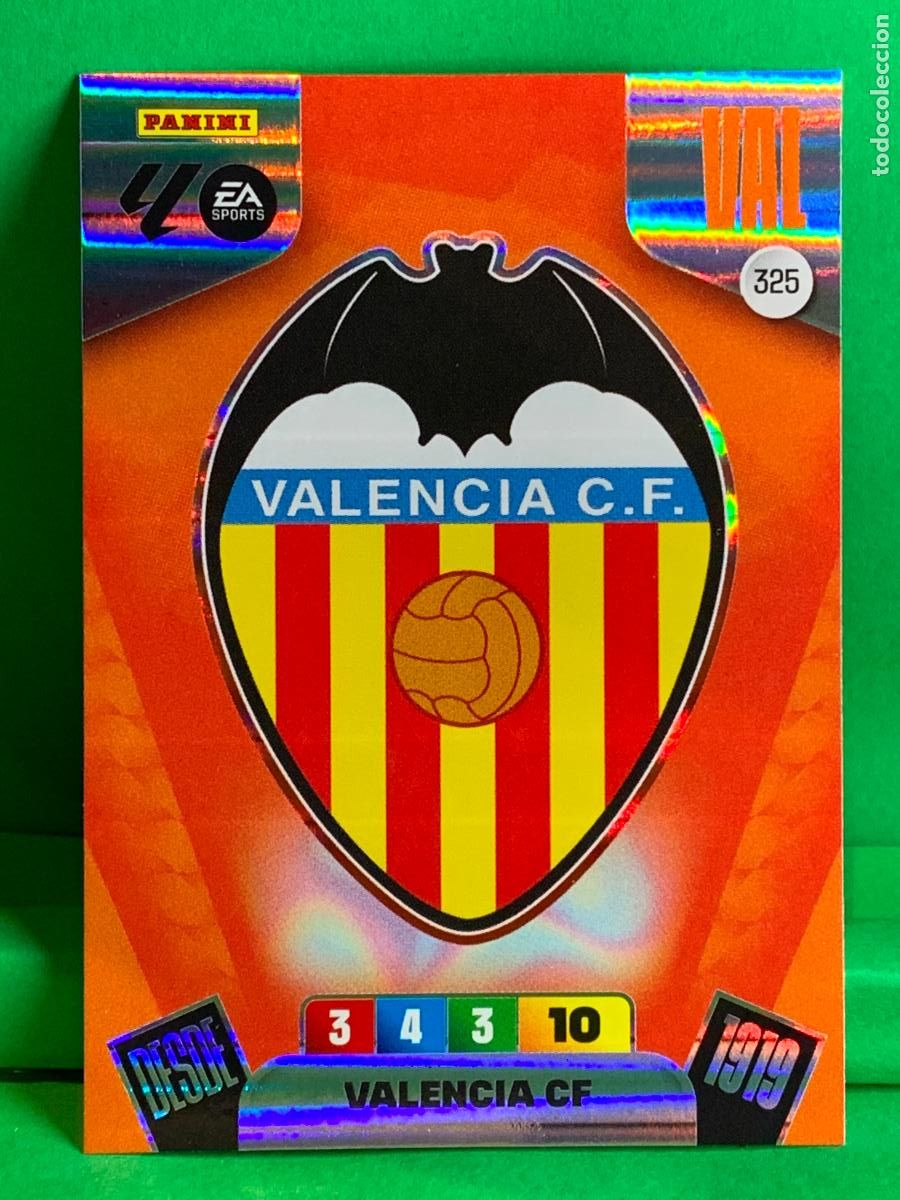 Cromos de Futebol: 325 Escudo Valencia CF Base card ADRENALYN XL LIGA 2025/2026 25 26 PANINI