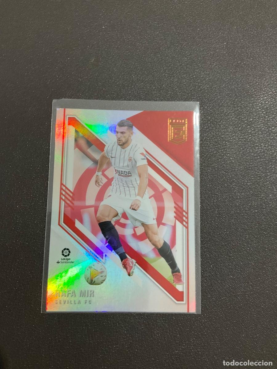 Cartes &agrave; collectionner de Football: Donruss Elite La Liga Soccer 2021 2022 (21 22) - Sevilla CF - Rafa Mir n 156