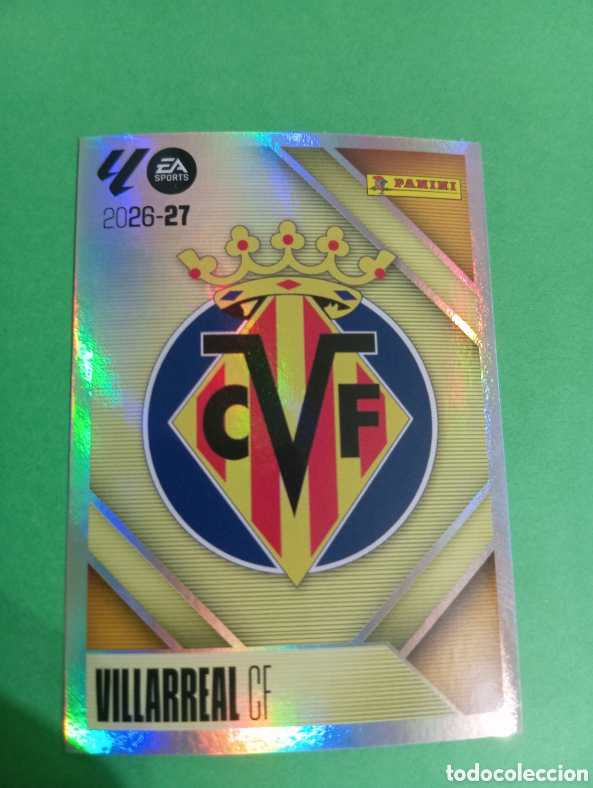 Cromos de Futebol: Escudo del Villarreal n&deg;1 / PANINI LIGA ESTE 2026/2027