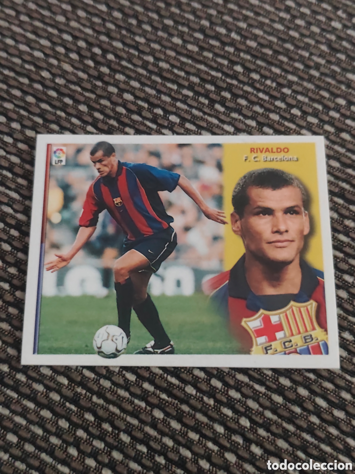 Cartes &agrave; collectionner de Football: BAJA RIVALDO FC BARCELONA EDICIONES ESTE 2002 2003