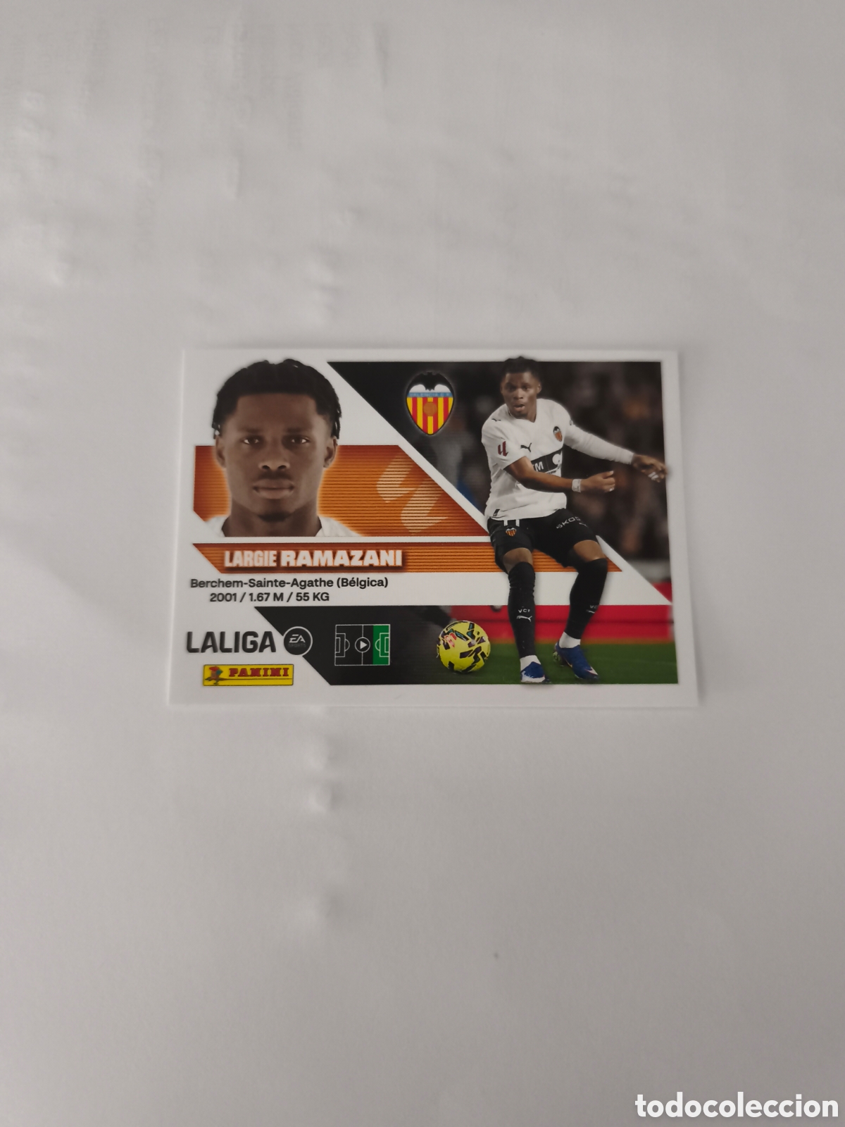 Cromos de f&uacute;tbol: CROMO N&Uacute;MERO 19 RAMAZANI VALENCIA. LIGA ESTE 26/27. PANINI.